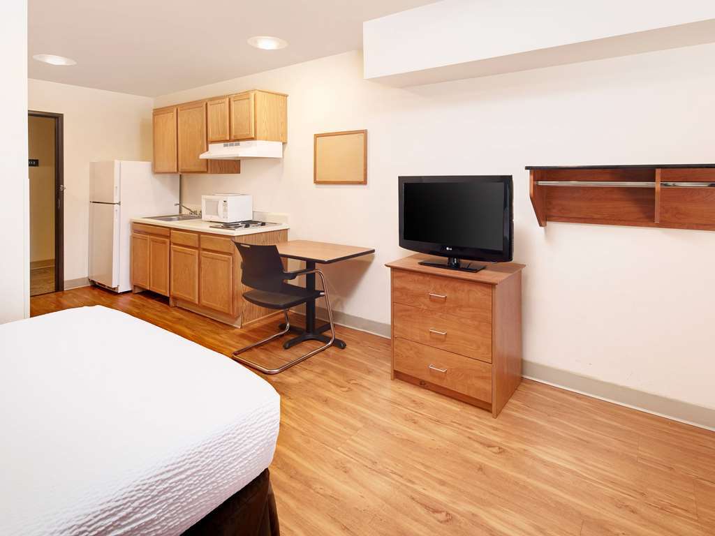 Extended Stay America Select Suites - Wichita - South Стая снимка