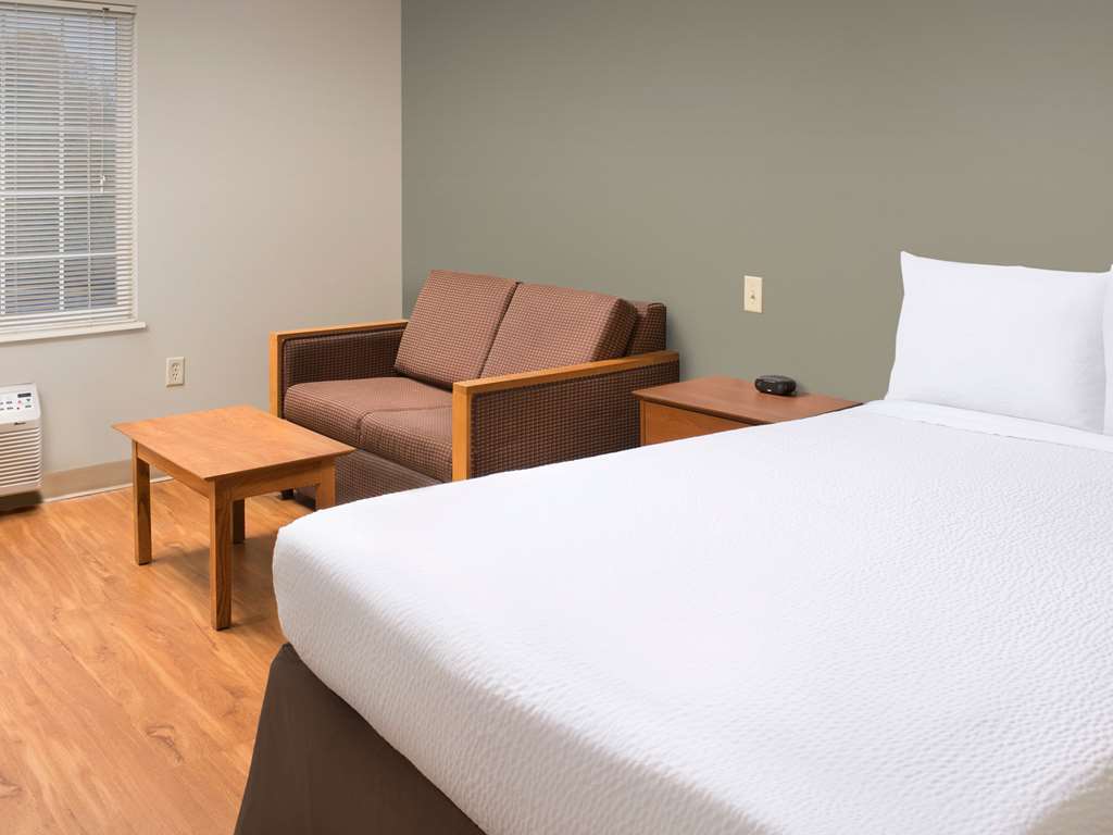 Extended Stay America Select Suites - Wichita - South Стая снимка
