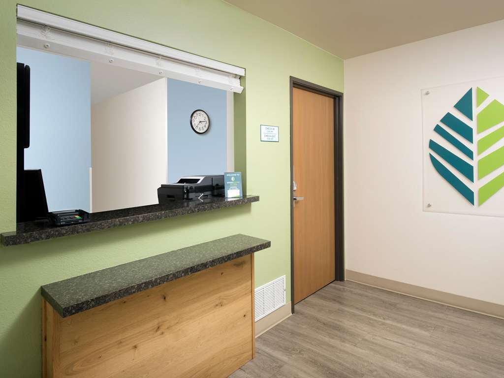 Extended Stay America Select Suites - Wichita - South Интериор снимка